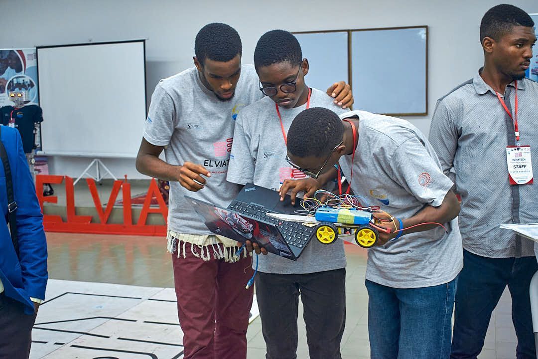 Port Authority of Kribi: Partner in Innovation at the ELVIATECH Robotics Competition 2025