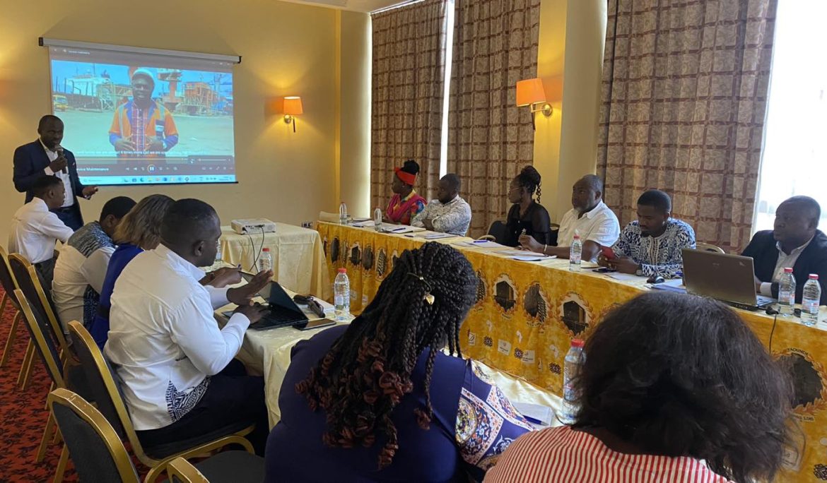 Rencontre en cours avec les prescripteurs digitaux à Yaoundé