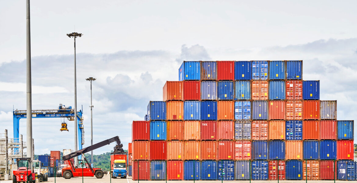 Services aux marchandises