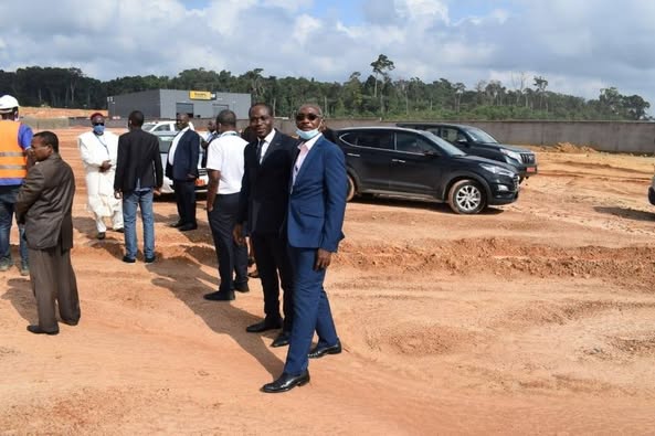 La 2ème session de travail des Commissions Techniques « Outil portuaire et développement » et « Promotion, Communication et Coopération » du Port de Kribi organisées par Port Synthèse à Kribi.
