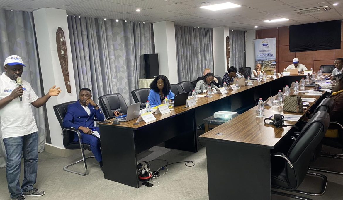 Le PAK va à la rencontre des blogueurs et de la presse Cybernétique